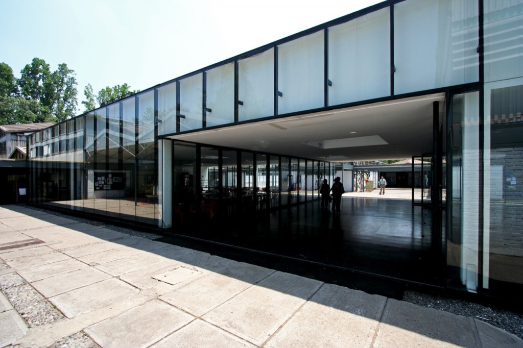 Universidad de Chile School of Arts by Albert Tidy + Emilio Marin