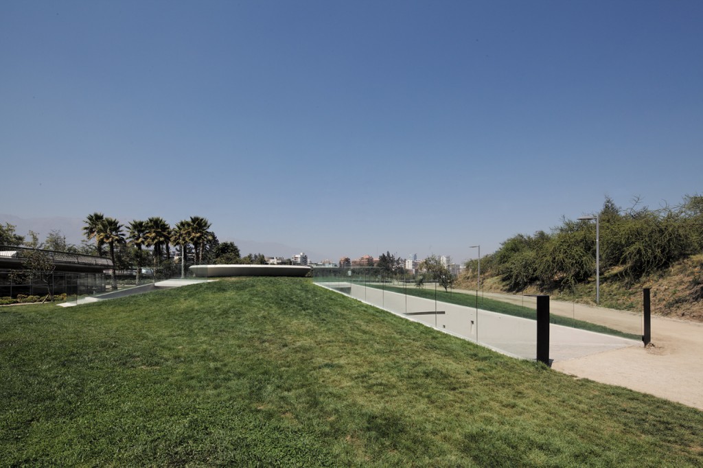 M9 Memorial by Gonzalo Mardones