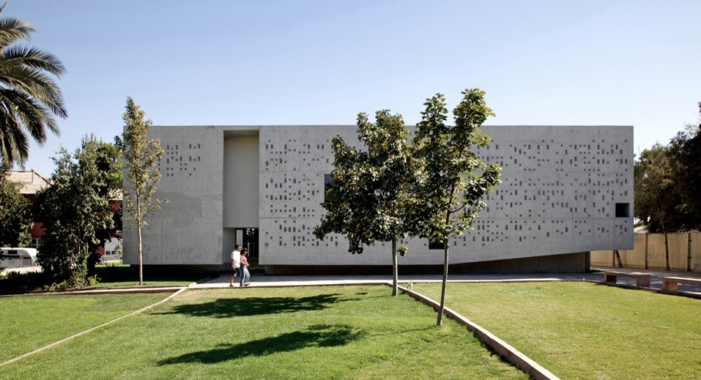 Padre Hurtado Memorial by Undurraga Deves Arquitectos