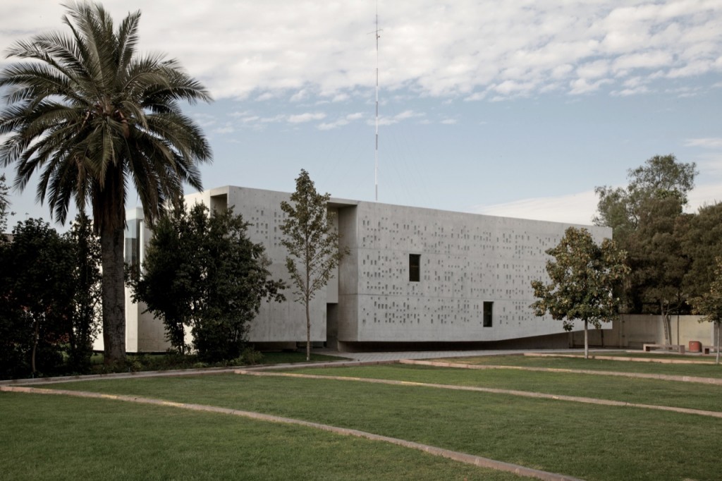 Padre Hurtado Memorial by Undurraga Deves Arquitectos