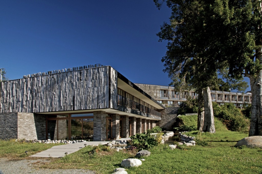 Arrebol Patagonia Hotel by Harald Opitz