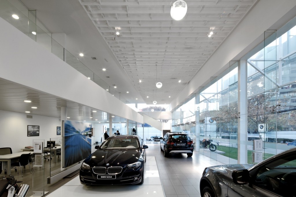 BMW Store by Guillermo Hevia Architects