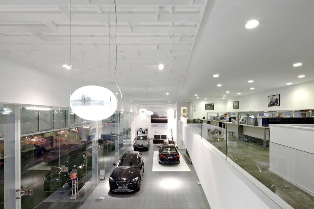 BMW Store by Guillermo Hevia Architects