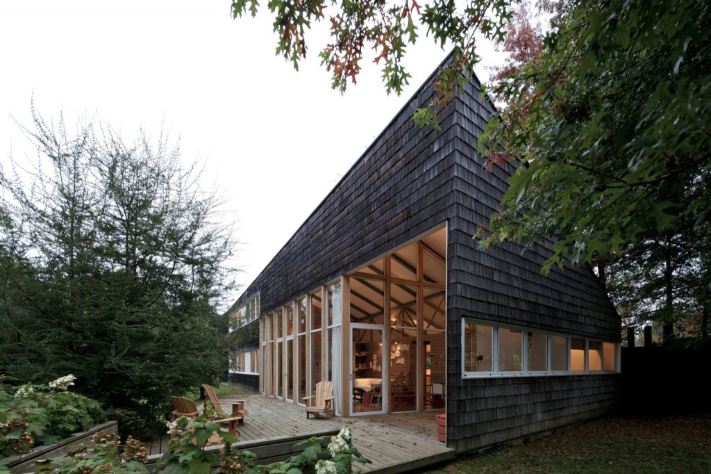 Browne II House by MOBIL Arquitectos