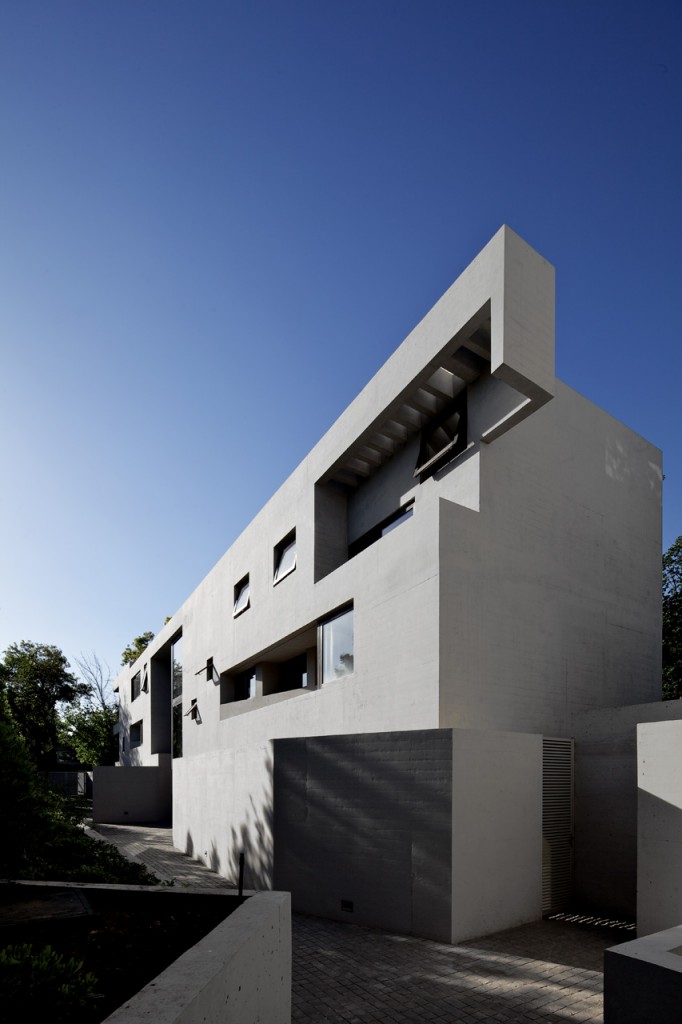 Ignacia Housing Building by Gonzalo Mardones