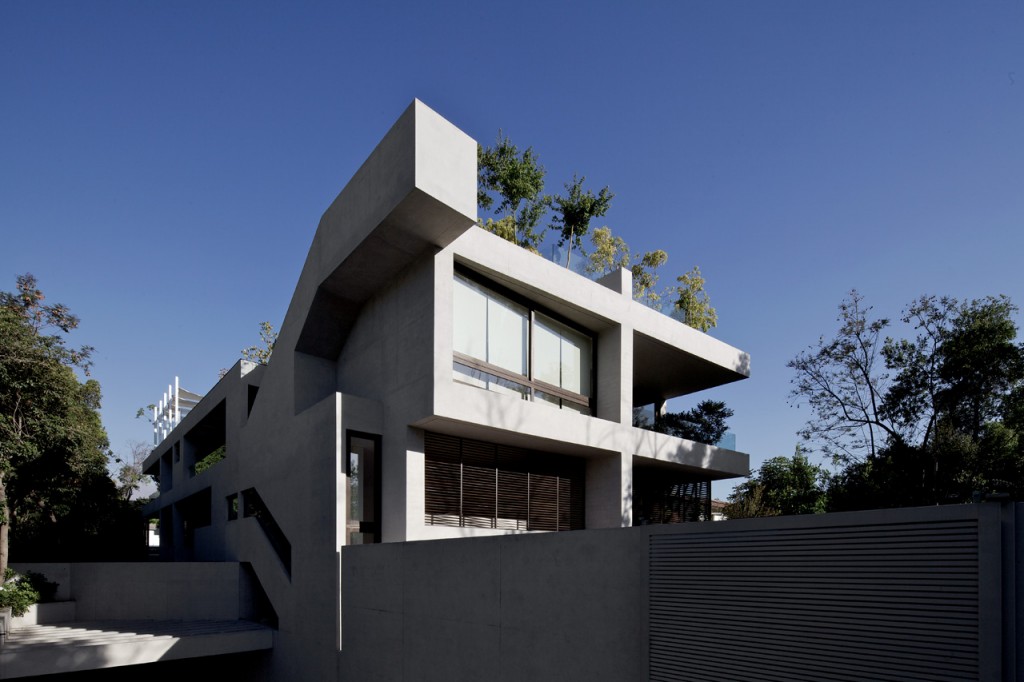 Ignacia Housing Building by Gonzalo Mardones