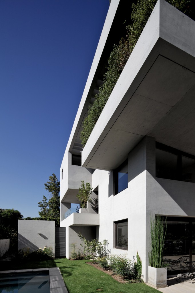 Ignacia Housing Building by Gonzalo Mardones