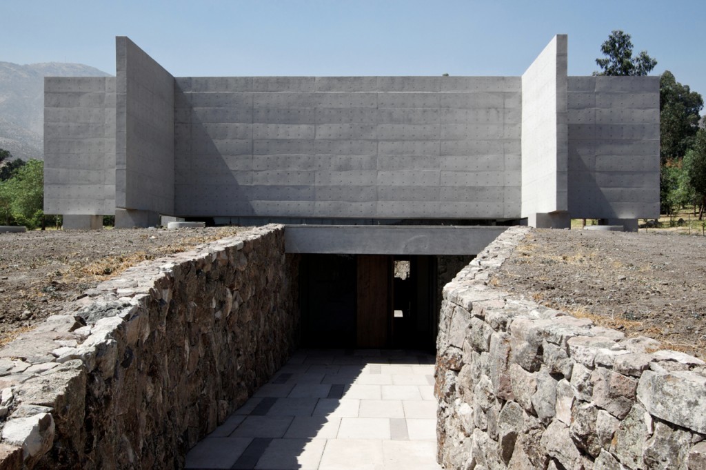 Auco Chapel by Undurraga Deves Arquitectos