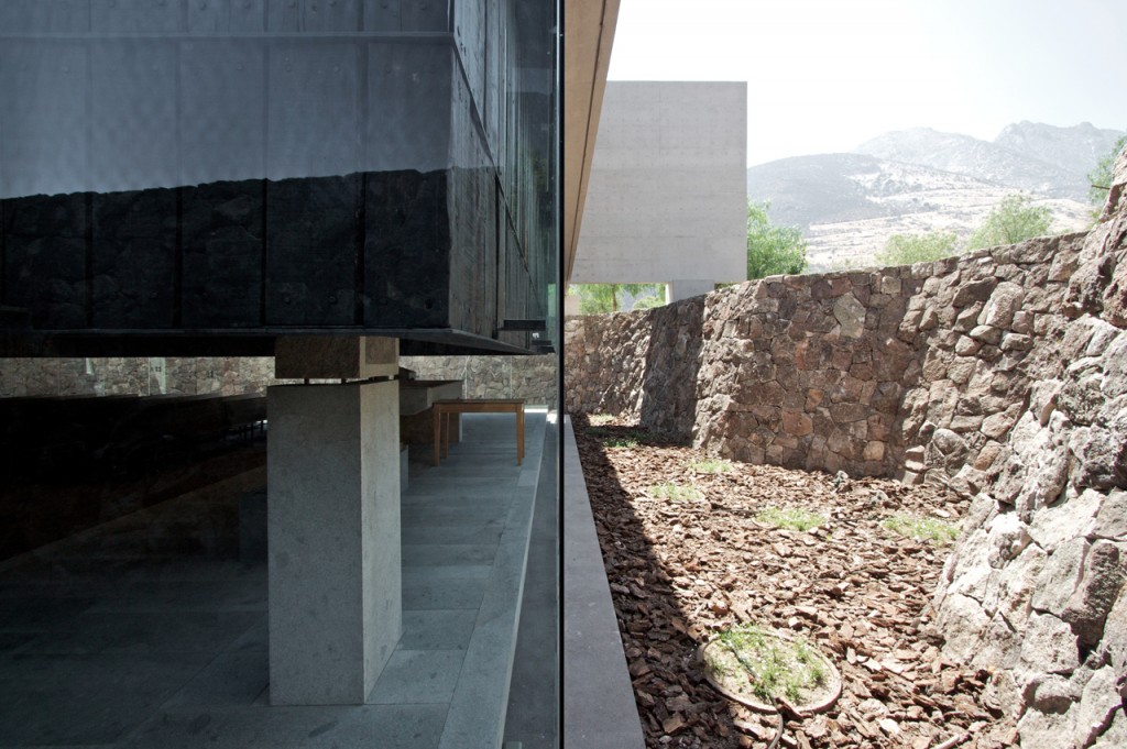 Auco Chapel by Undurraga Deves Arquitectos