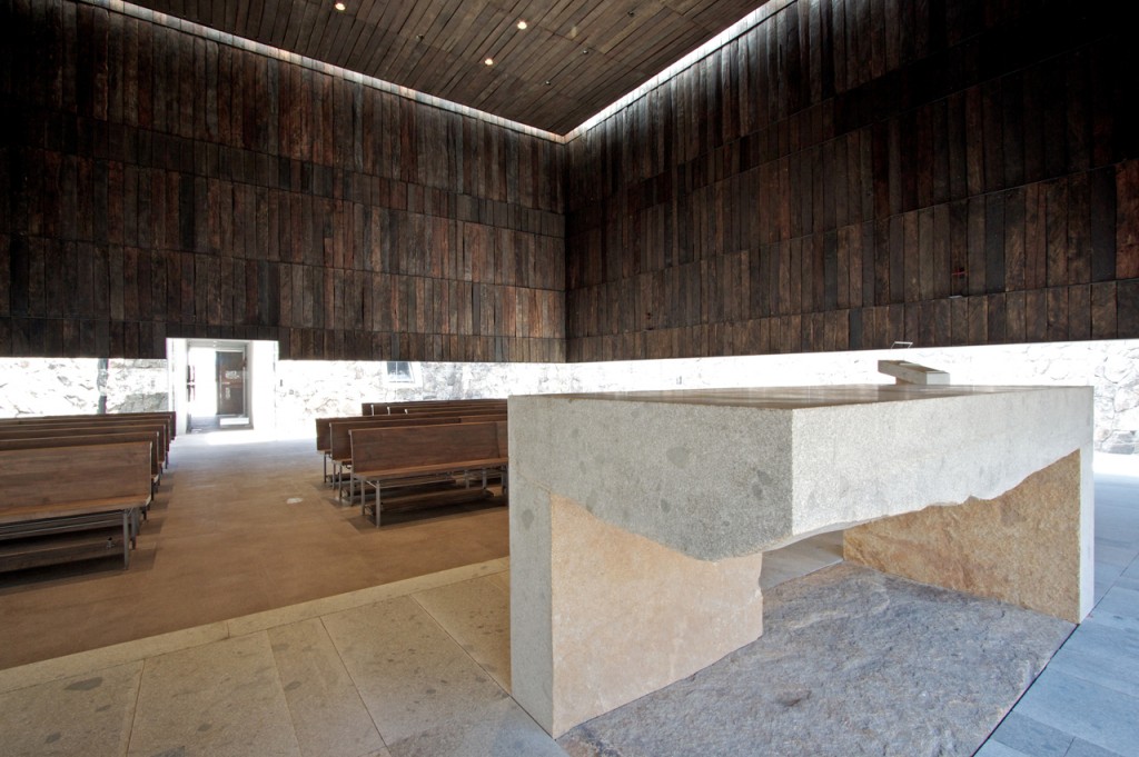 Auco Chapel by Undurraga Deves Arquitectos