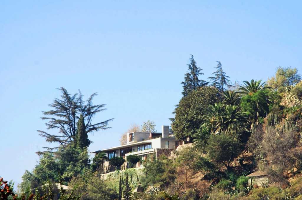 House in Graneros by Mas Fernandez Arquitectos