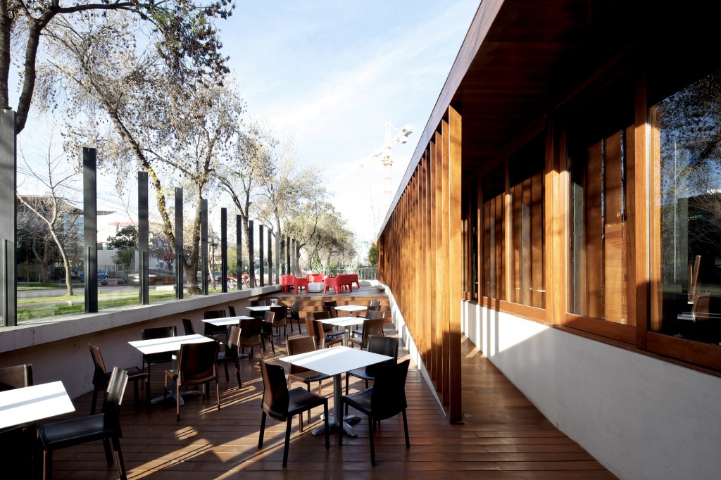 Cumarú Restaurant by Gonzalo Mardones