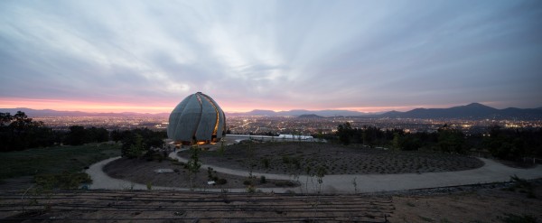 Baha'i Temple by Hariri Pontarini (1)