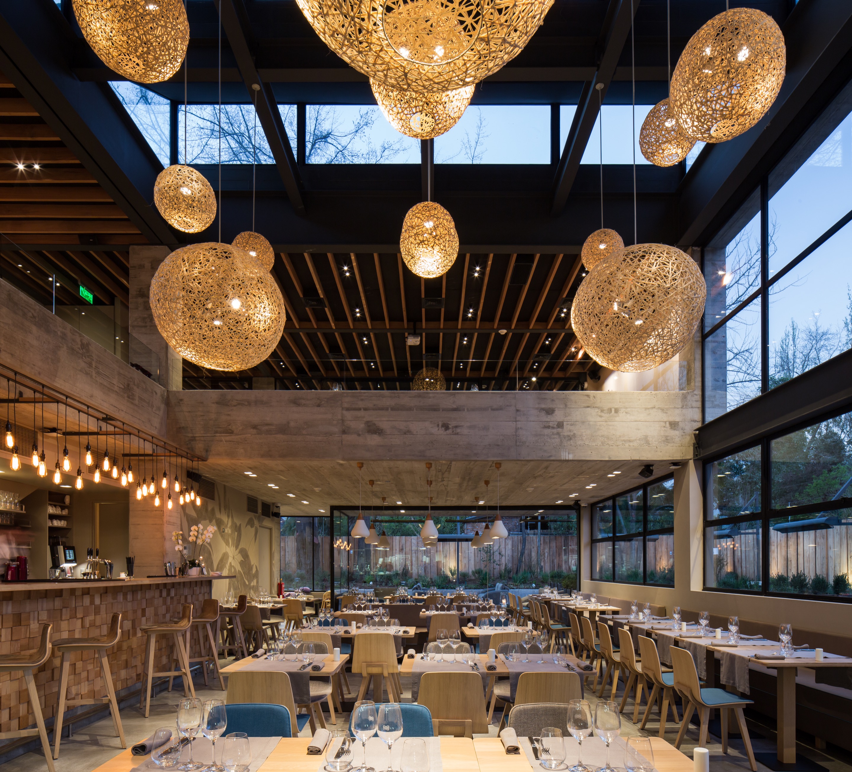 Lobo Brasserie - Carlos Mardones Arquitectos (5)