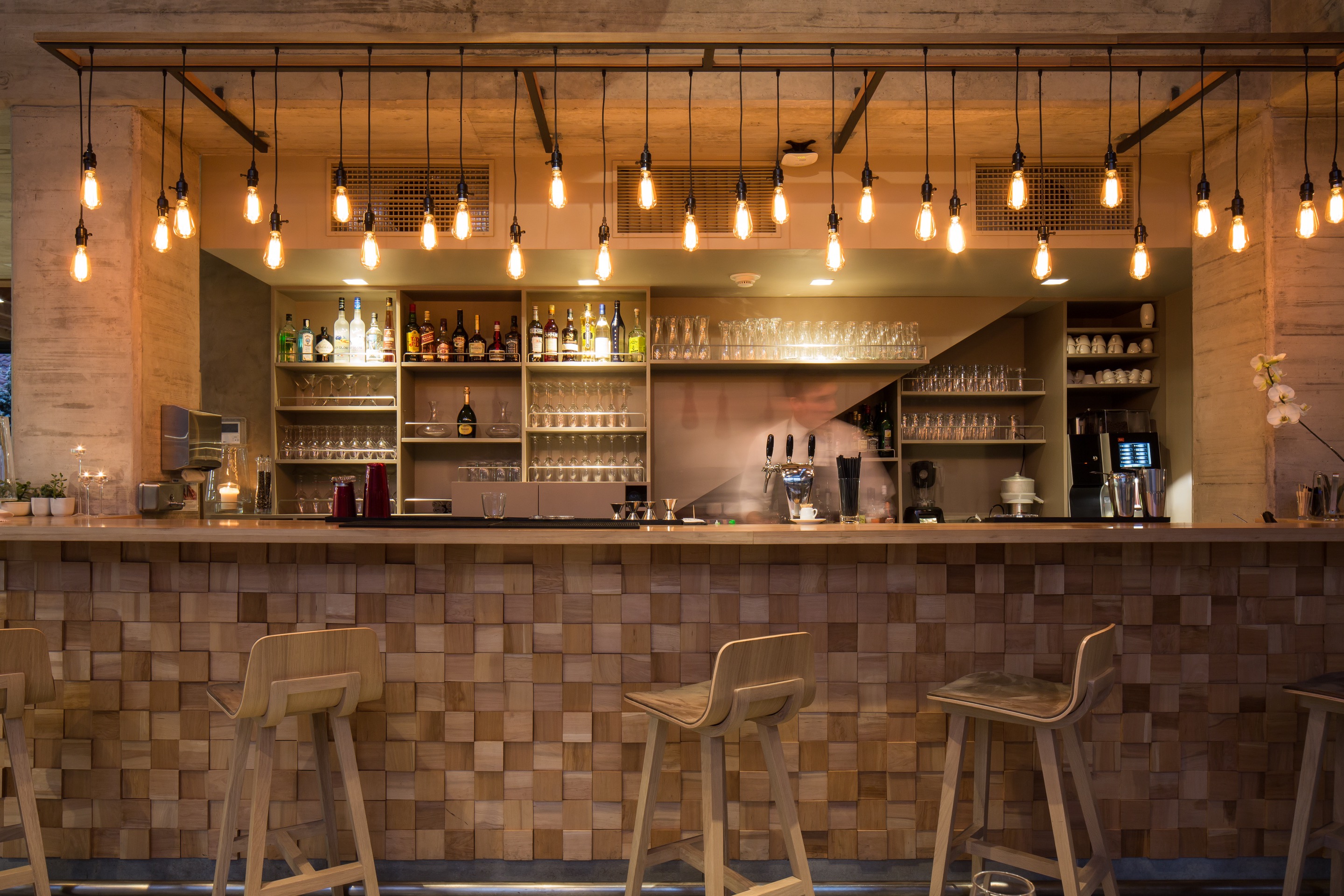 Lobo Brasserie - Carlos Mardones Arquitectos (4)