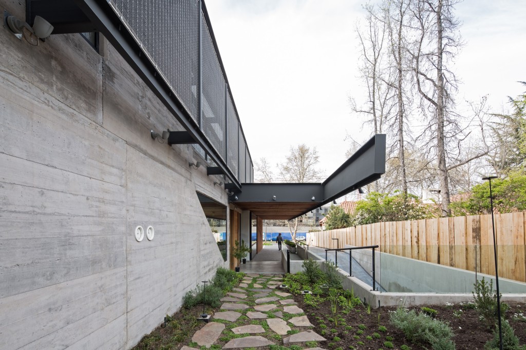 Lobo Brasserie - Carlos Mardones Arquitectos (13)