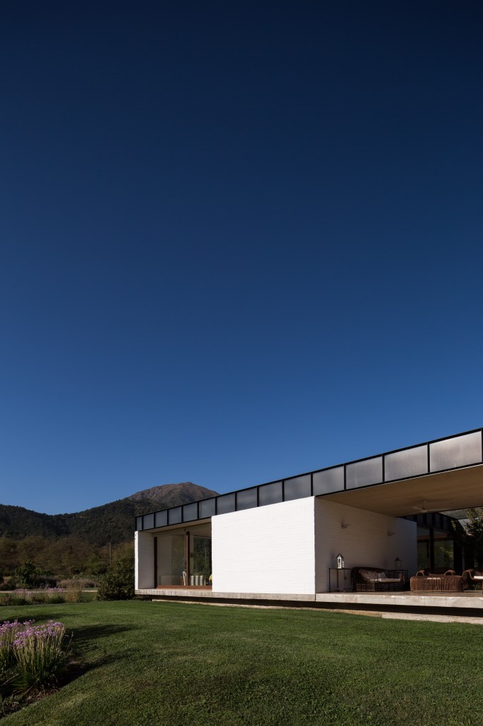House in Pilay by Duval+Vives Arquitectos (23)