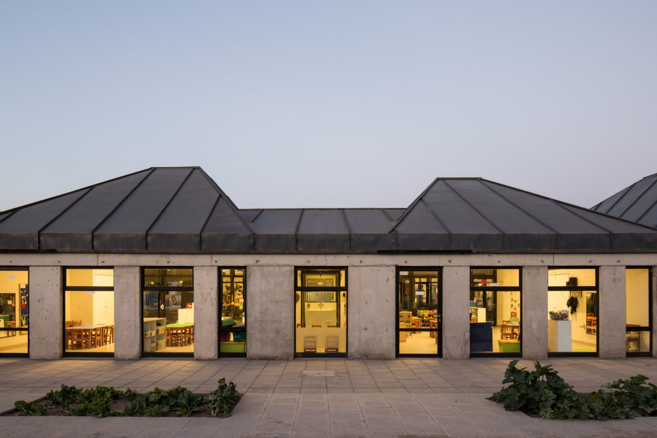 Jardín Infantil y Sala Cuna San Miguel Arcángel by Francisco León + Alicia Ross Arquitectos