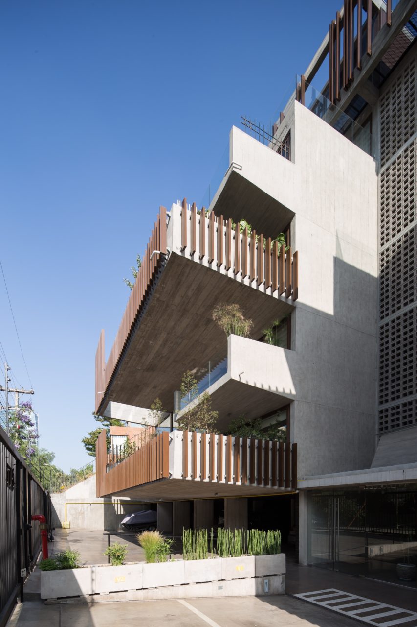 6 Building San Luis - Mathias Klotz & SML
