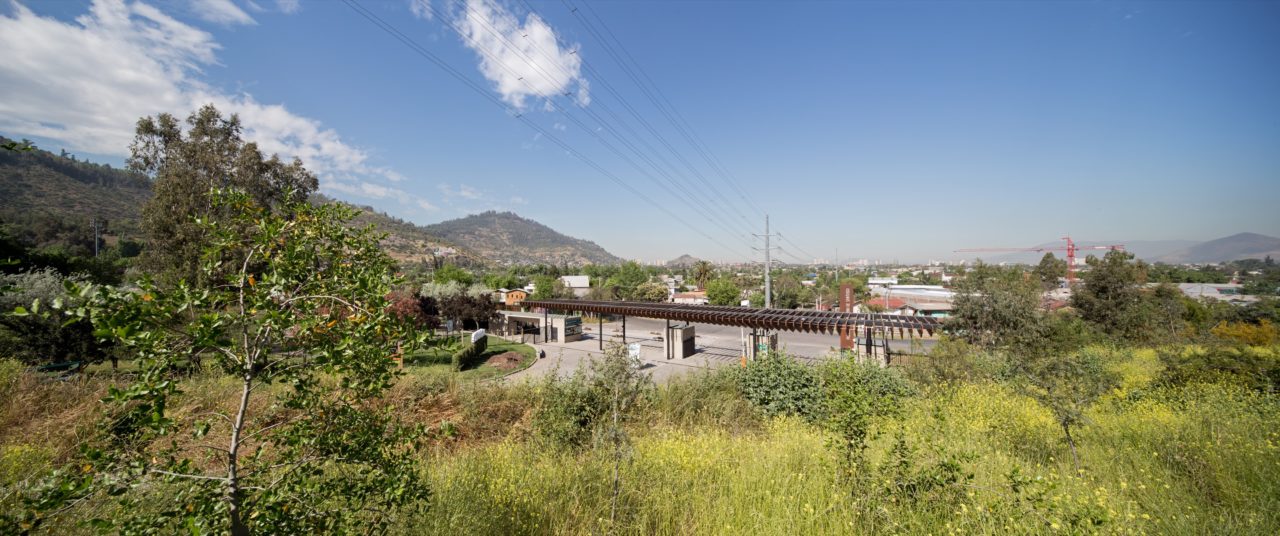 Zapadores Access to Parque Metropolitano by Cristobal Tirado