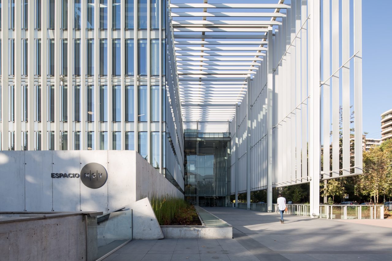 MGV Building by +arquitectos & Gubbins Arquitectos