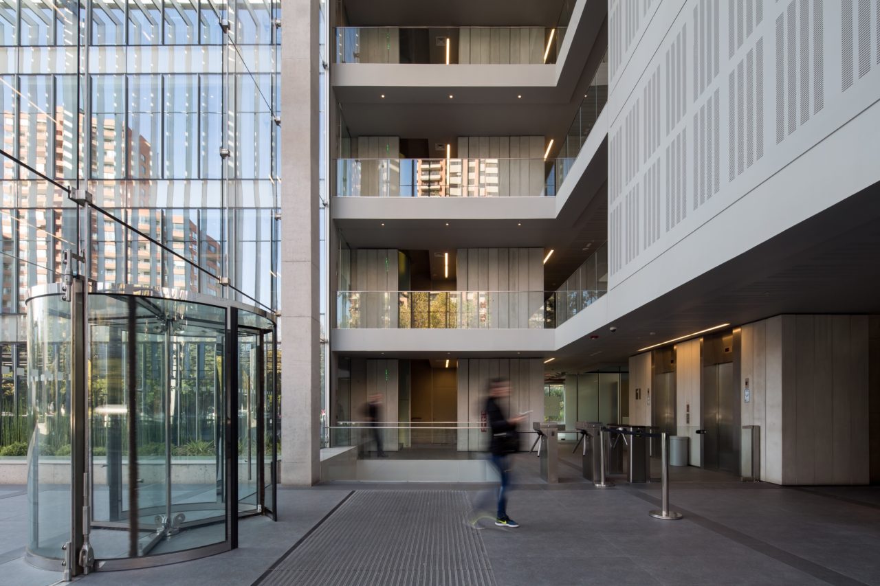 MGV Building by +arquitectos & Gubbins Arquitectos