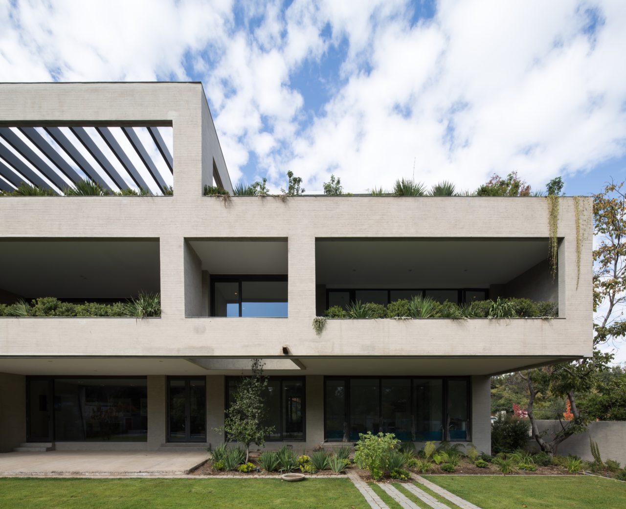 San Jose de la Sierra building by DRAA