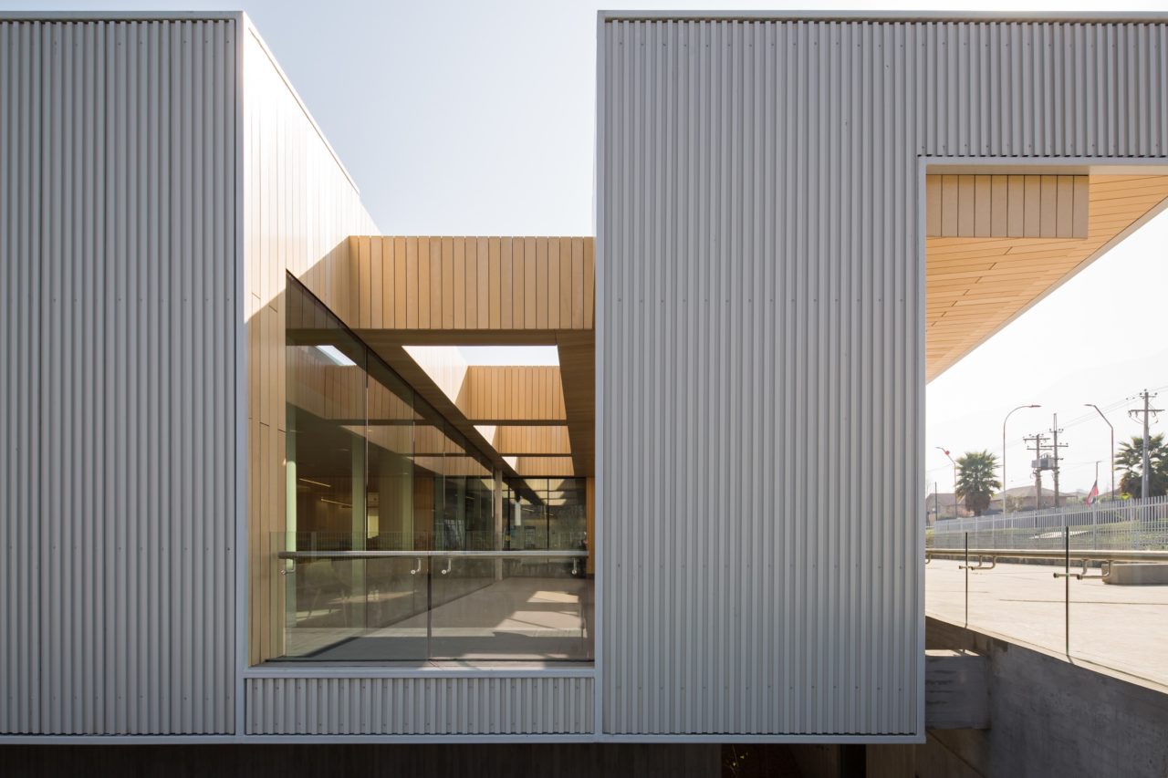 CLC Peñalolen by MOBIL Arquitectos
