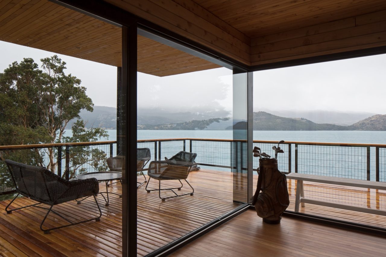Hats House by SAA arquitectura + territorio