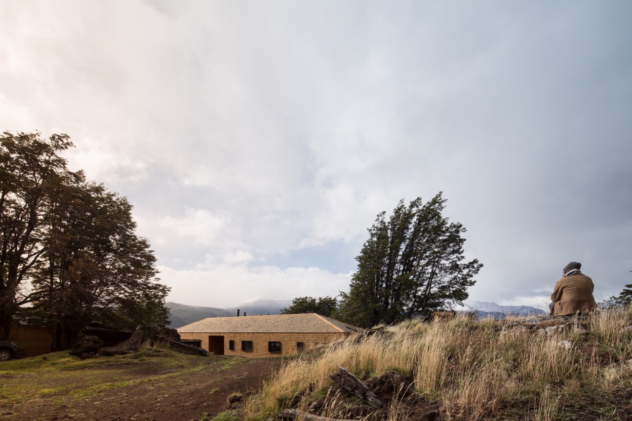 Hats House by SAA arquitectura + territorio