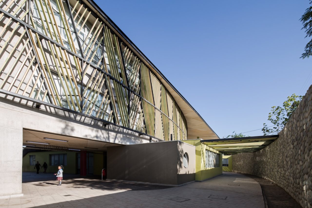 CEEB School by Marsino Arquitectura