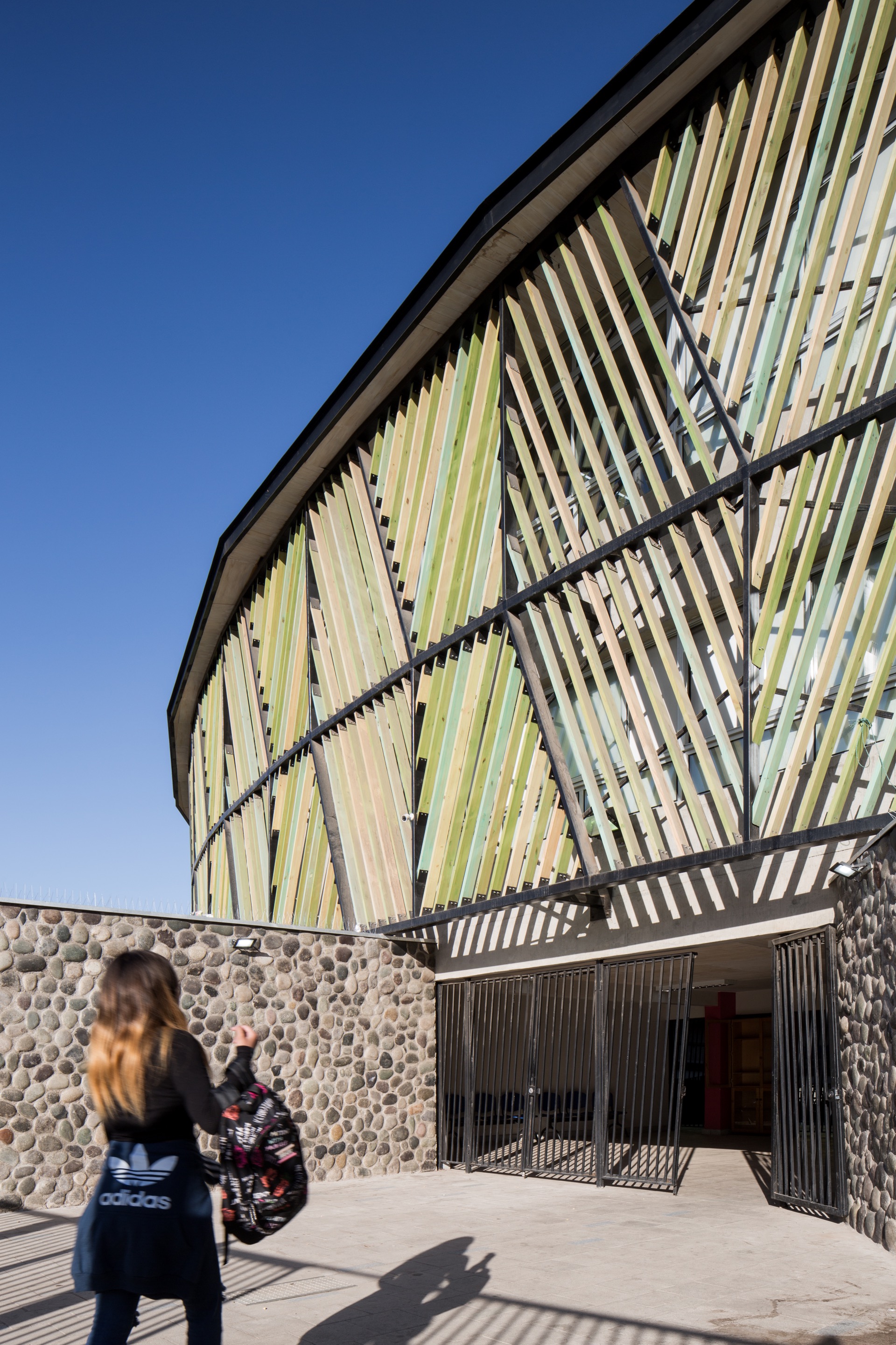 CEEB School by Marsino Arquitectura