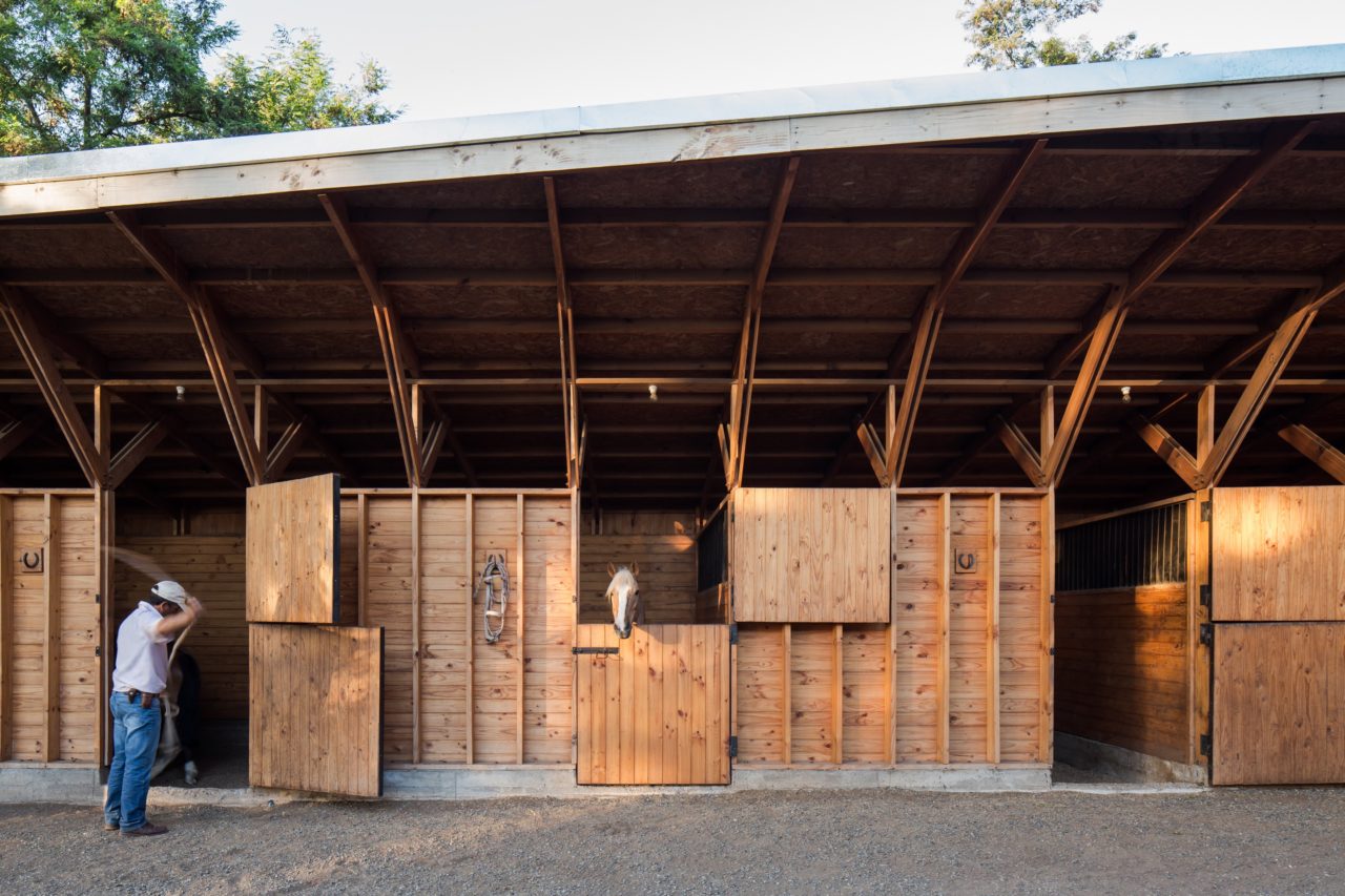 Pilay Horse Stable by Duval+Vives Arquitectos