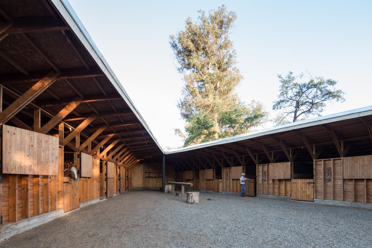 Pilay Horse Stable by Duval+Vives Arquitectos