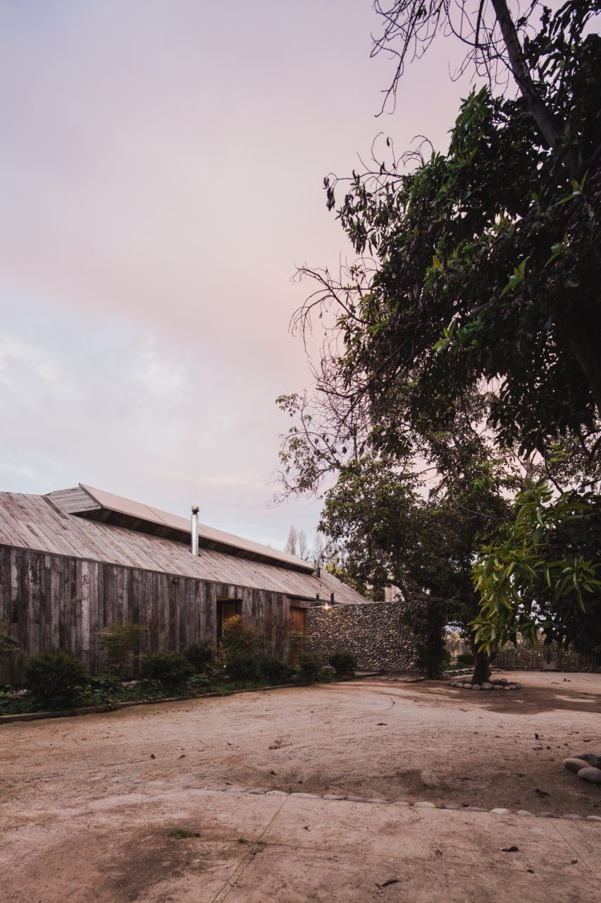 House in Buin by Alberto Moletto