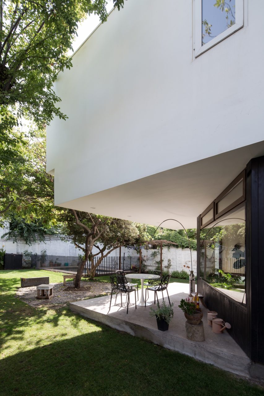 Rey Cristian House by GITC