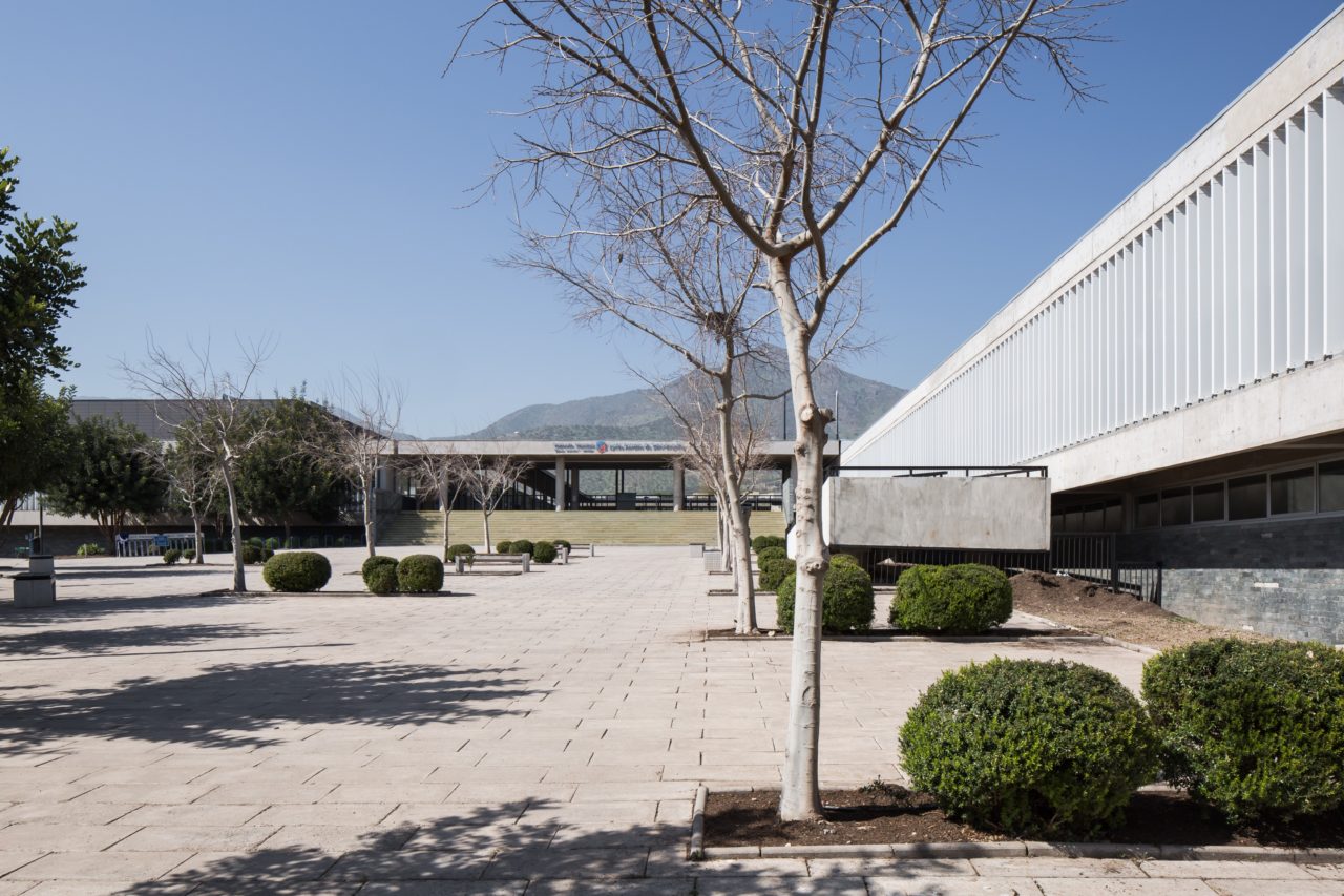 Lycée Antoine De-Saint Exupéry Chicureo by Mas Fernandez Arquitectos