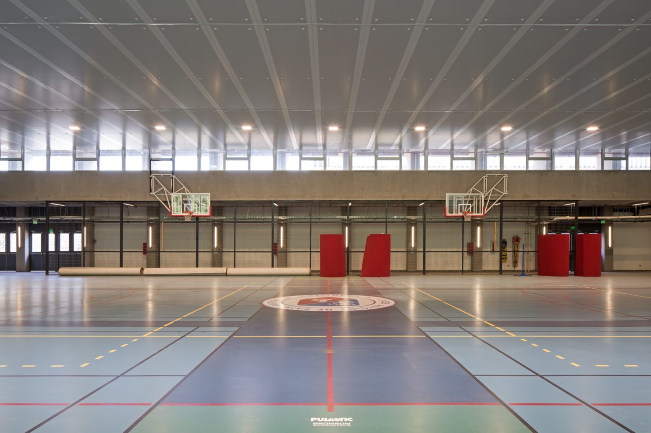 Lycée Antoine De-Saint Exupéry Chicureo by Mas Fernandez Arquitectos