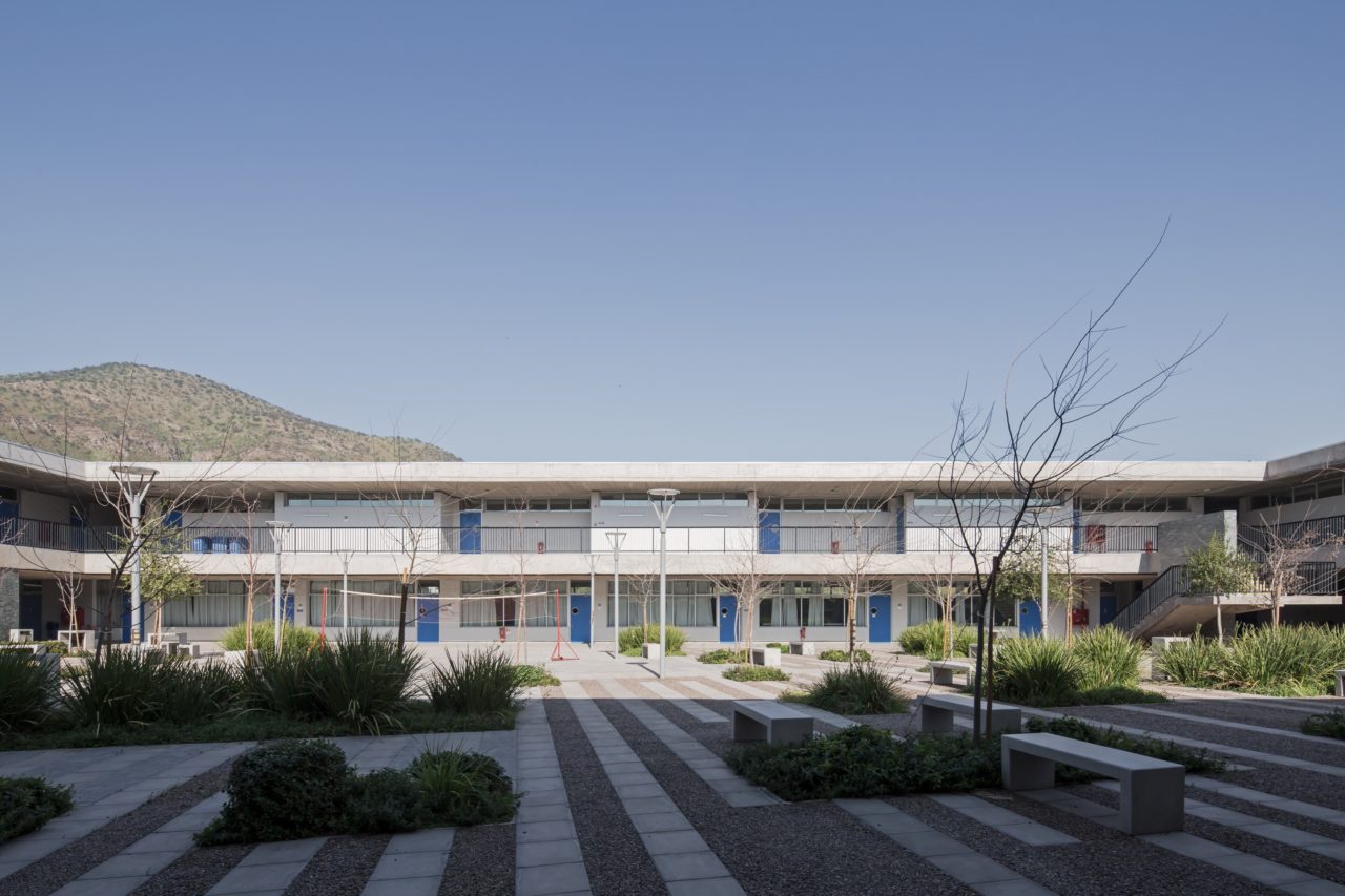 Lycée Antoine De-Saint Exupéry Chicureo by Mas Fernandez Arquitectos