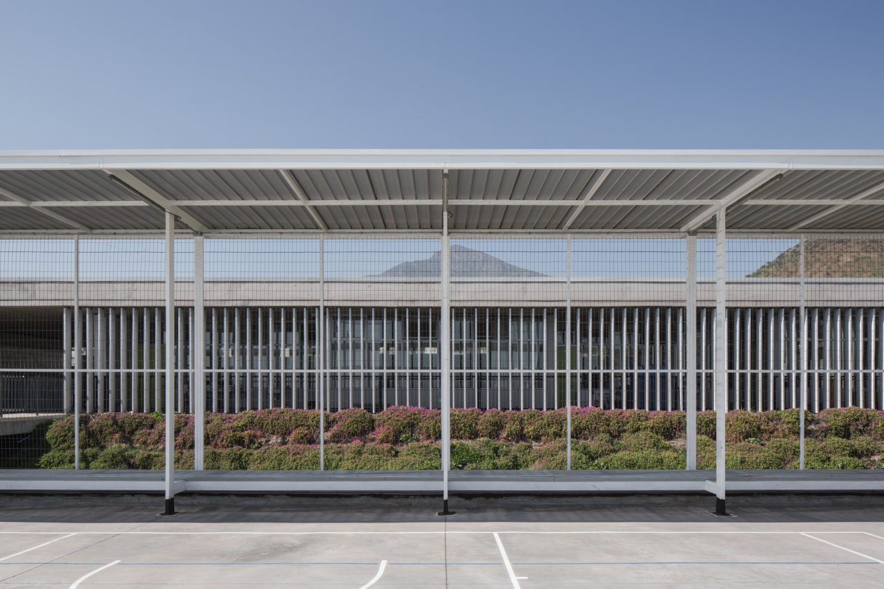 Lycée Antoine De-Saint Exupéry Chicureo by Mas Fernandez Arquitectos