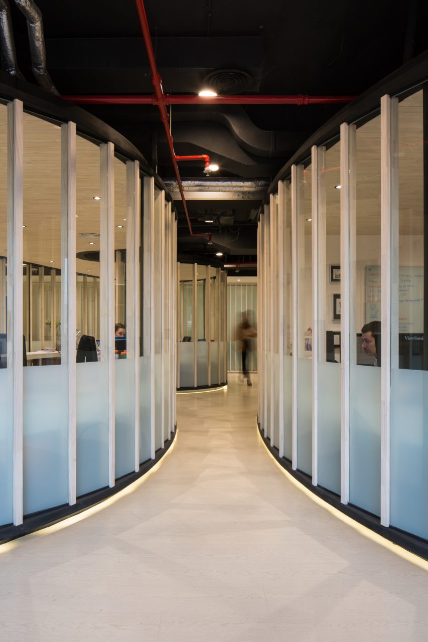 Corpo Offices by Urzua Soler Arquitectos + Cristian Olivos