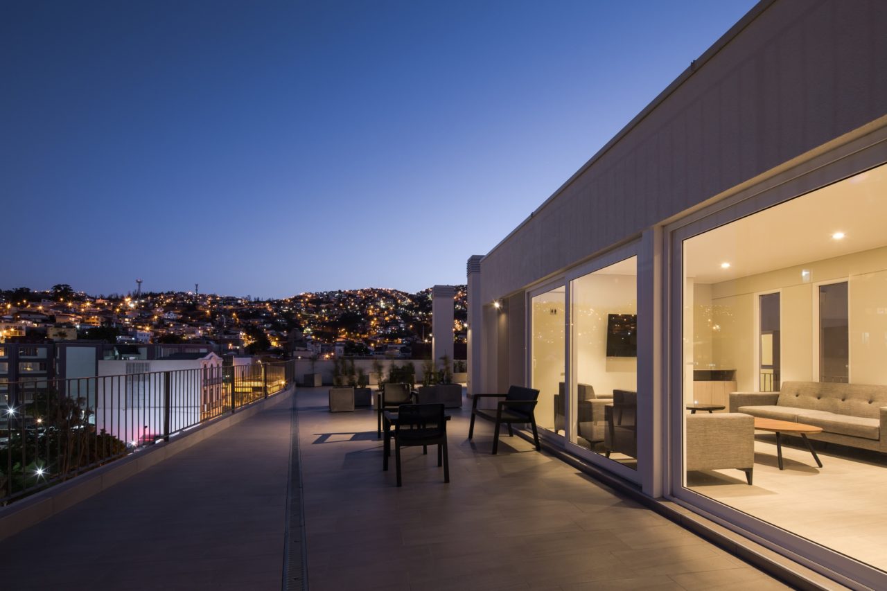 Acqua Building by Rearquitectura