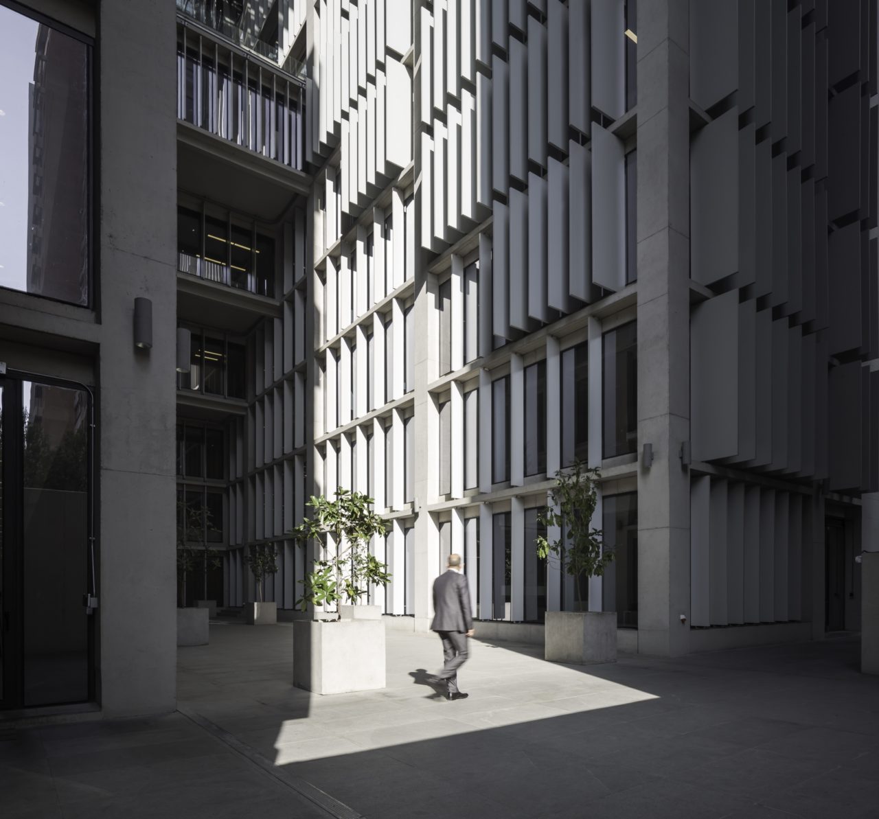 Centenario Building by Gonzalo Mardones Viviani