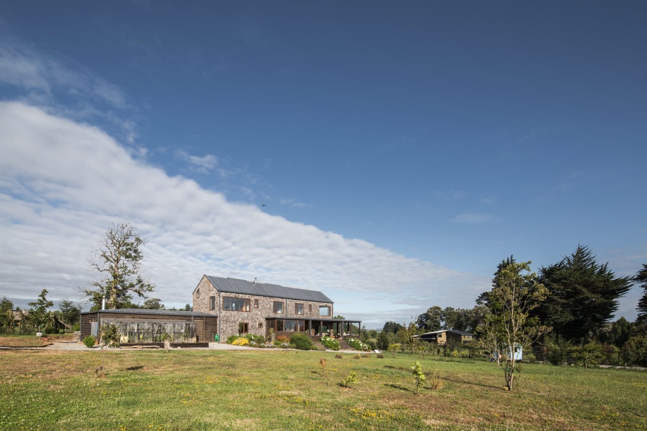 El Arca House by Lagar Arquitectos