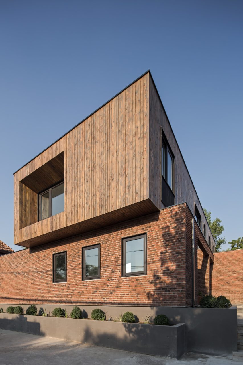 Casa Los Lomajes by APIO Arquitectos