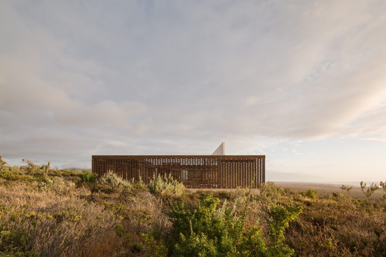 Las Vizcachas House by Juan Pablo Ureta