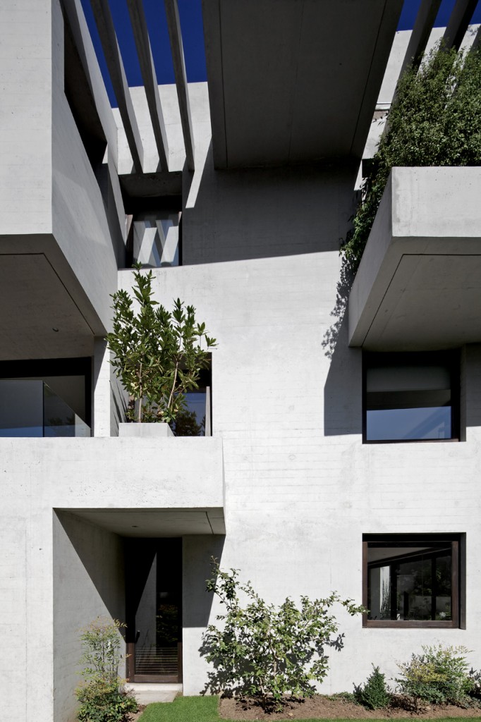 Ignacia Housing Building by Gonzalo Mardones