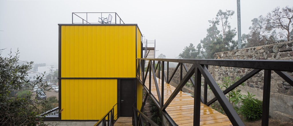 Yellow House in Zapallar, by Aguiló+Pedraza Arquitectos (18)