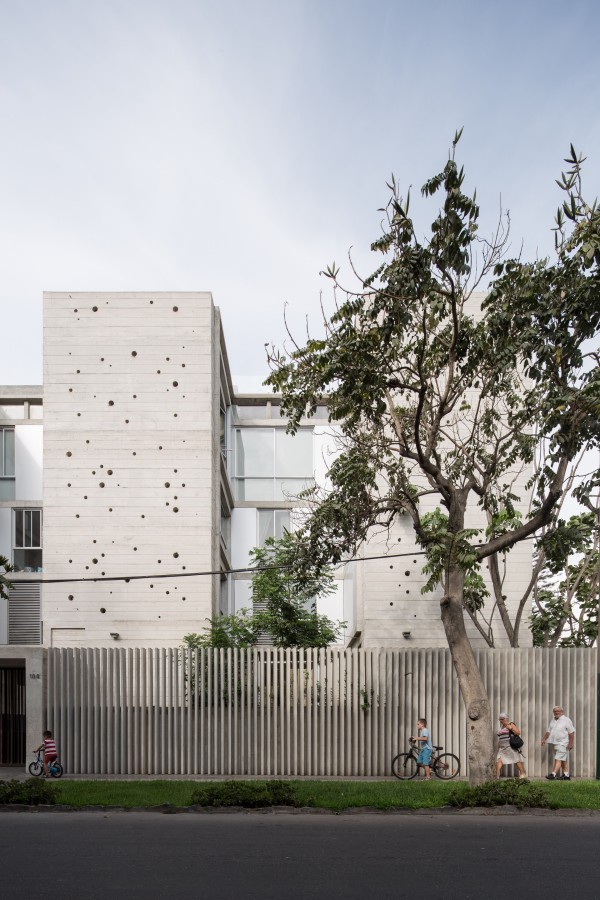 Building in Chacarilla by Barclay & Crousse (7)