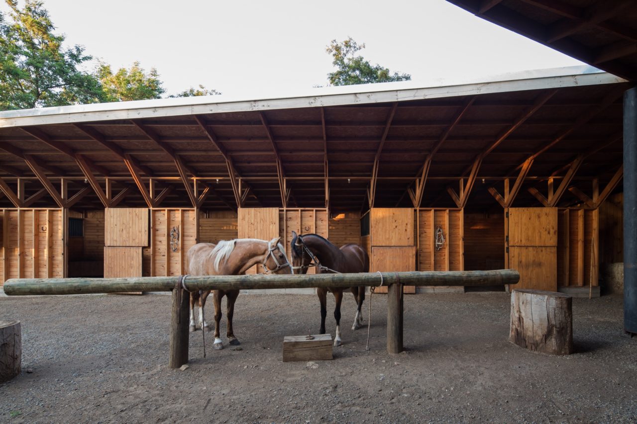 Pilay Horse Stable by Duval+Vives Arquitectos